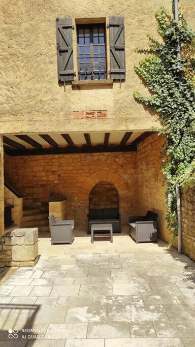 Demeure Du Xiiie-Xive S. Dans La Cite Medievale. Gourdon-en-quercy Exterior foto
